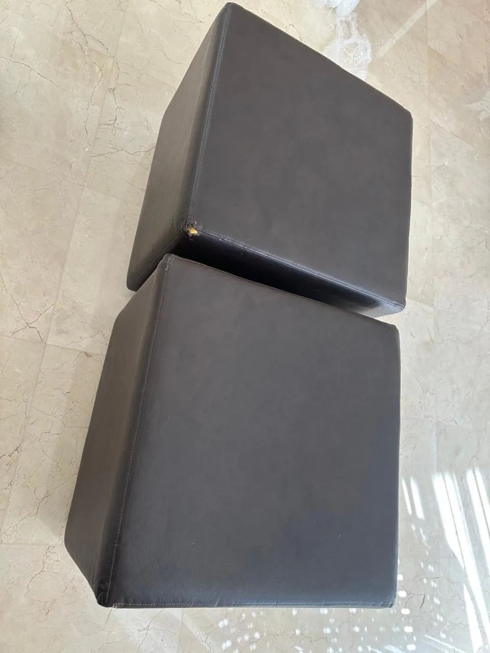 Par de puffs cubo - Foto 4