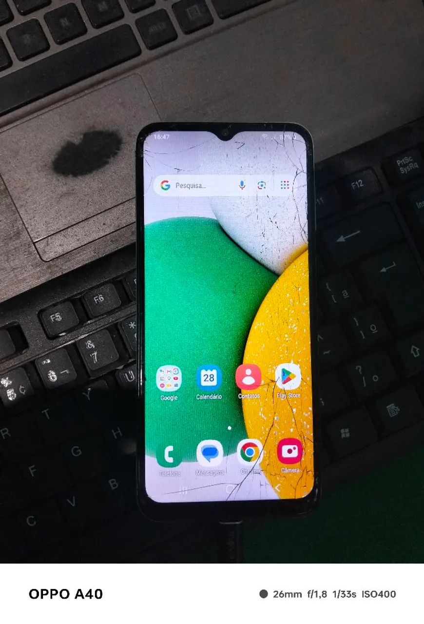 Samsung A 03 CORE/ tela trincada e entrada de voz chiando , porém funcionando normalmente