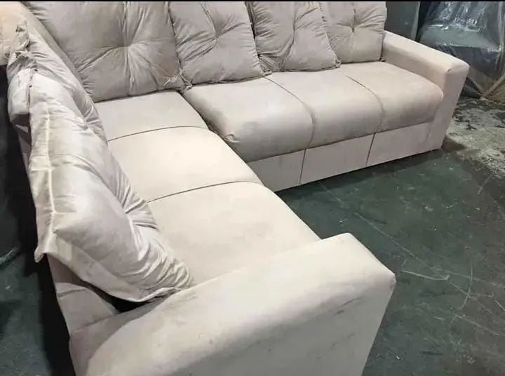 QUEIMA DE ESTOQUE SOFÁ DE CANTO ALMOFADÃO PAGAMENTO NA ENTREGA.