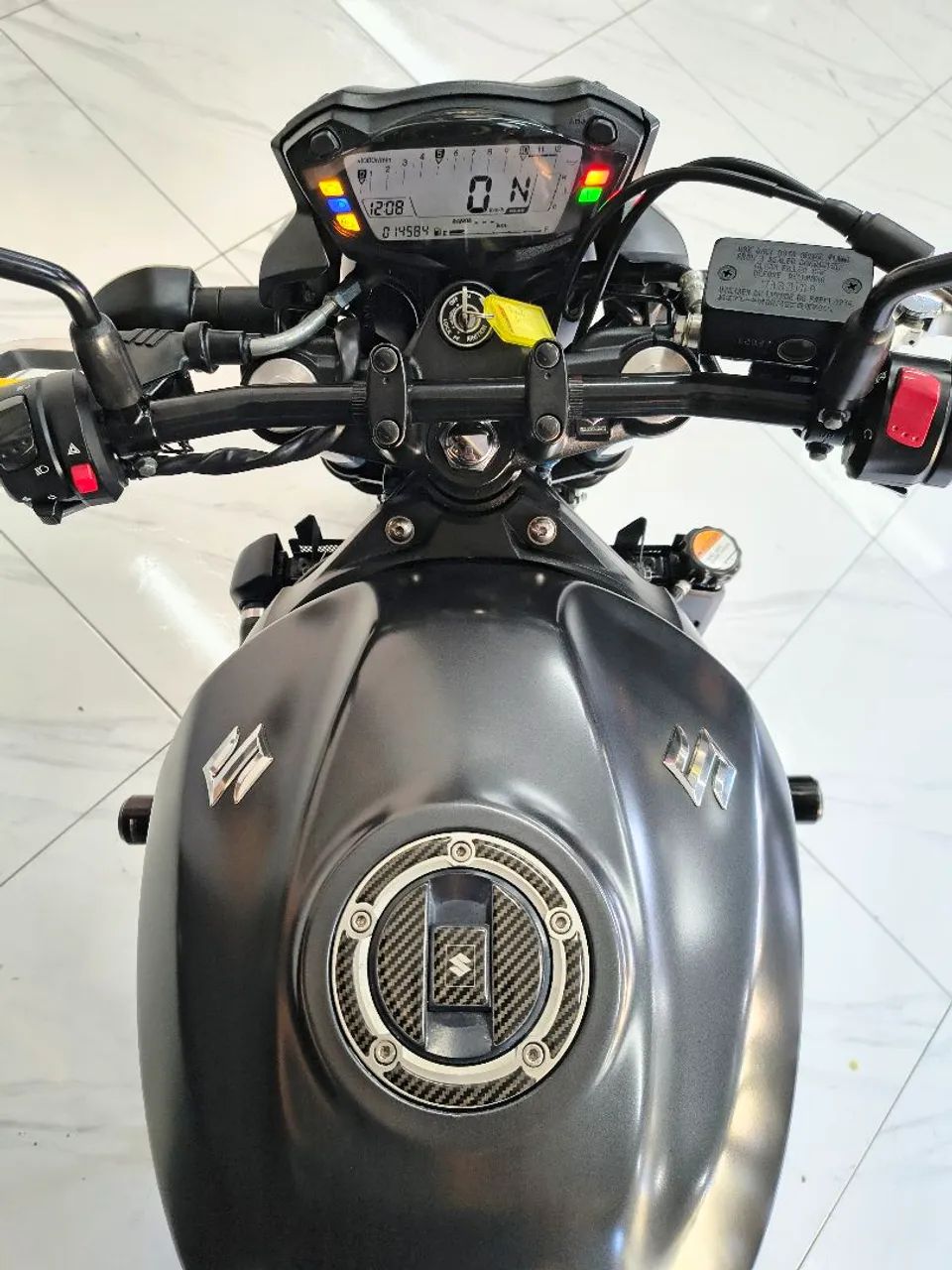 Suzuki SV 650  - Foto 4