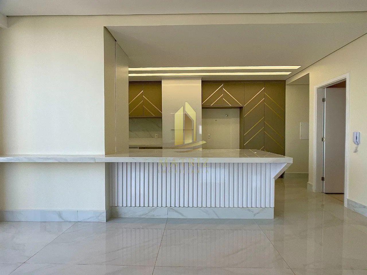 Vende Apartamento Edíficio Tahiti Franca SP - Foto 4