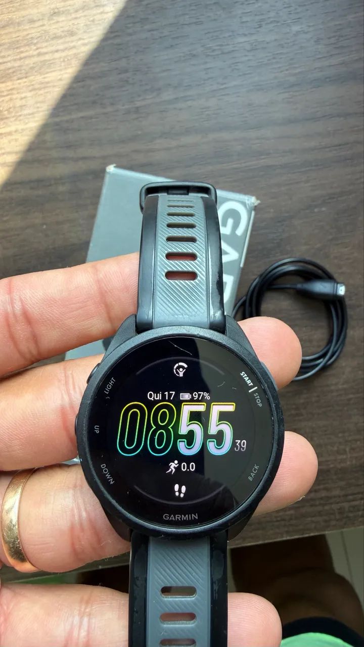 Relógio Garmin 165 - Music - Foto 2