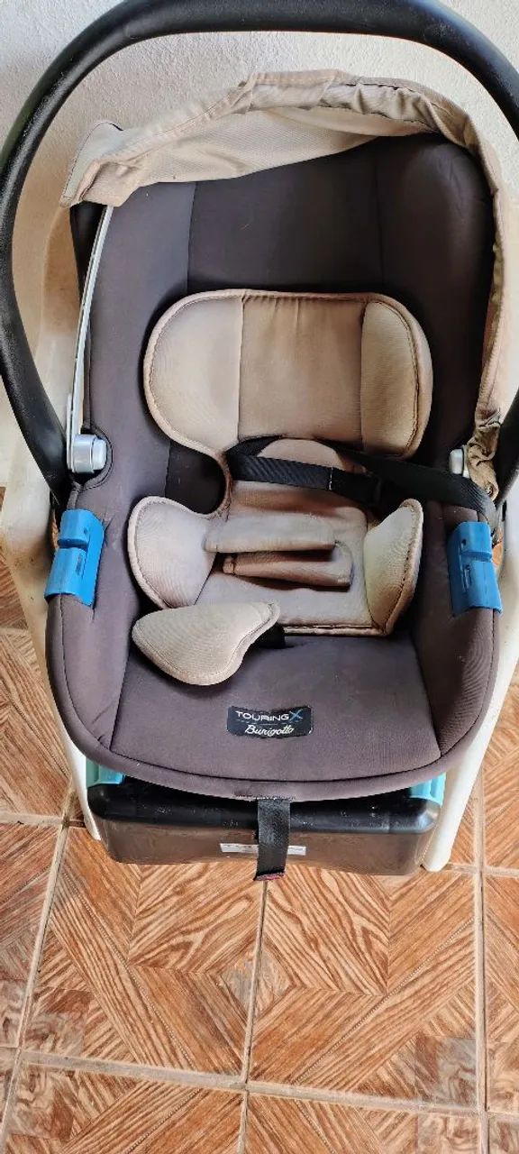 Bebê conforto com base 