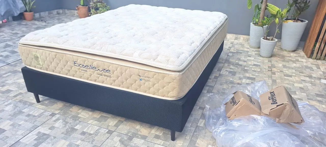Cama Box Queen Size,Colchão Orbhes e base nova nunca usada - Foto 3