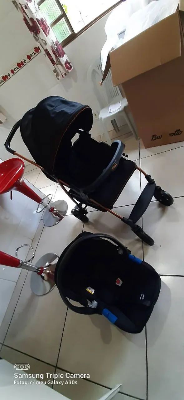 Carrinho de bebê burigotto e bebê conforto  - Foto 2