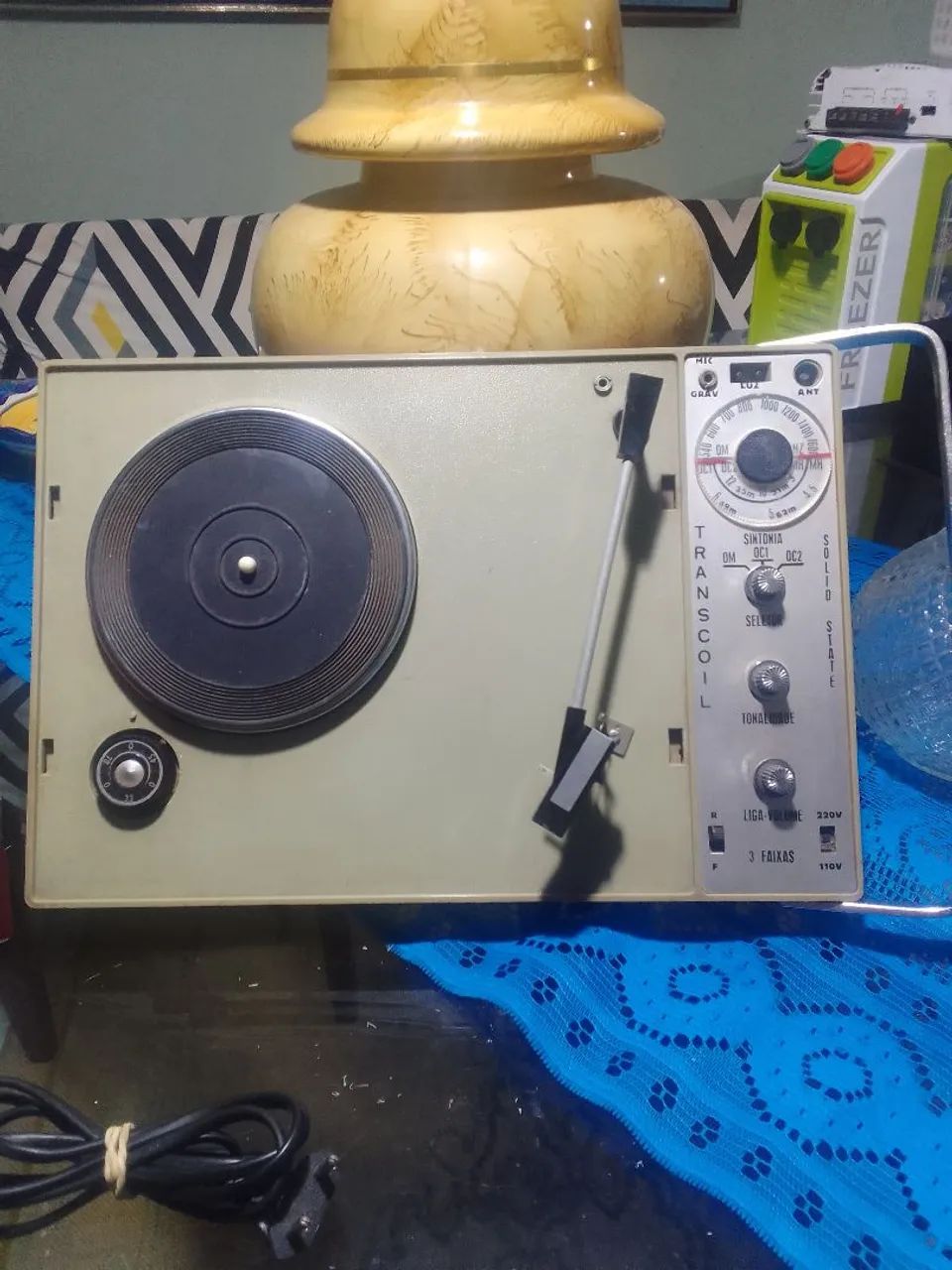 Toca disco vitrola antiga - Foto 2