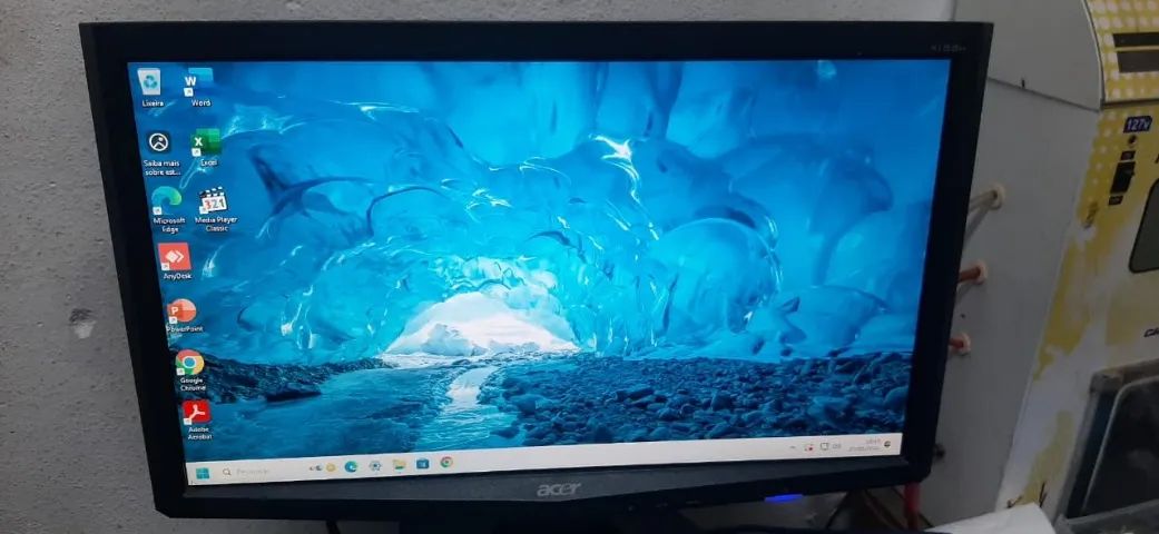 Monitor Acer 18,5 Polegadas Widescreen VGA DVI C/ Base Inclinável X183H Cor Black Piano  - Foto 2