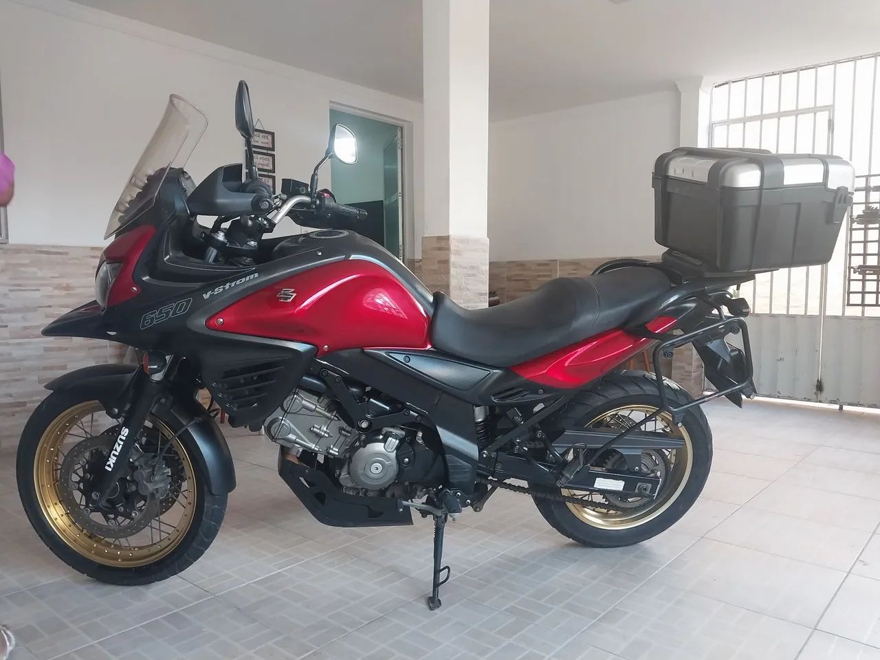V-stron 650cc  - Foto 3