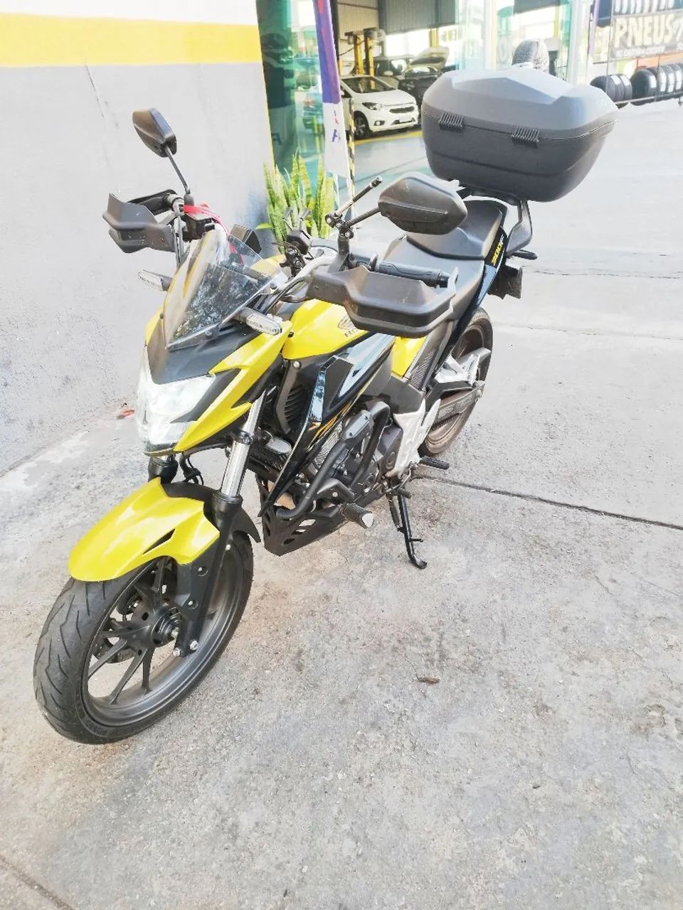 CB Twister 300F abs flex