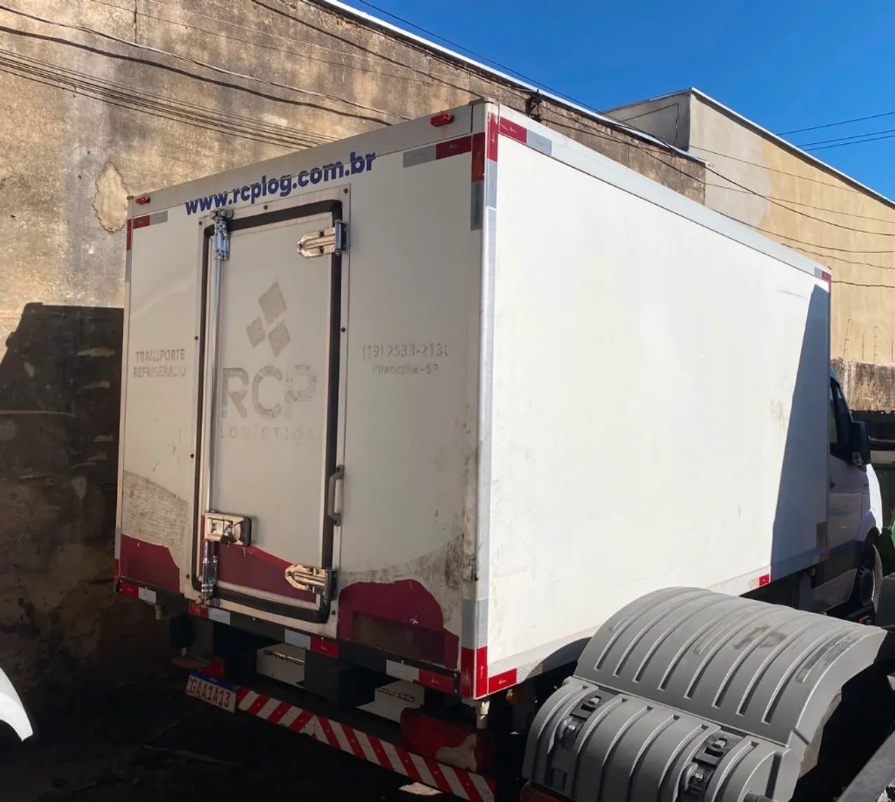 Baú refrigerado equipamento Thermoking V300 acoplado e elétrico  - Foto 5