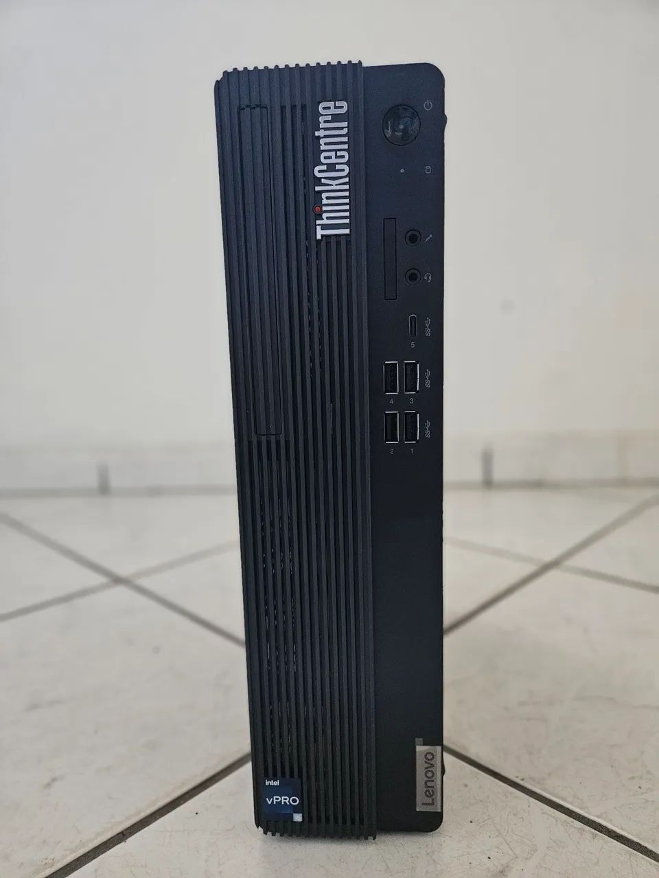 Computador Lenovo Thinkcentre m70s Gen5 