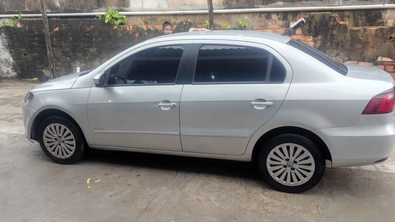 Volkswagen Voyage 2014
