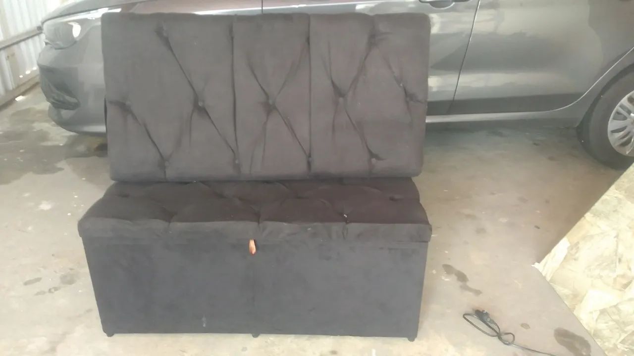  Puff Bau com encosto 