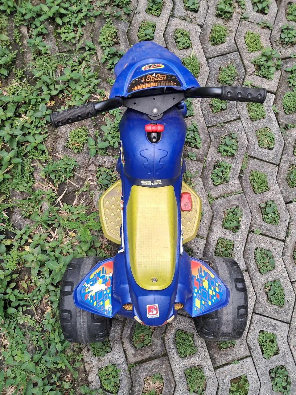 Moto elétrica infantil 