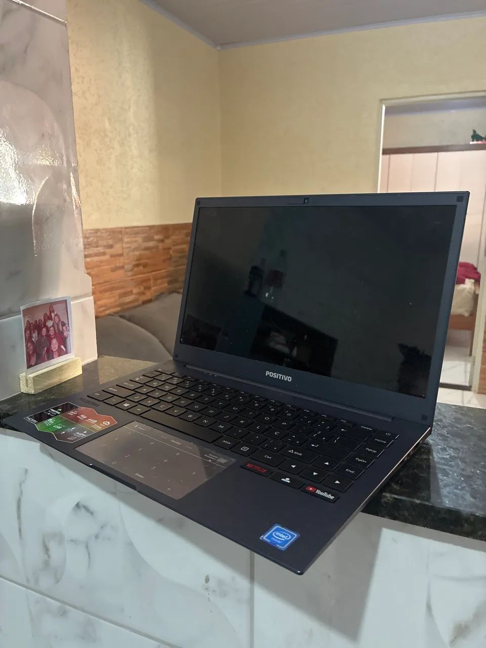 Laptop positivo