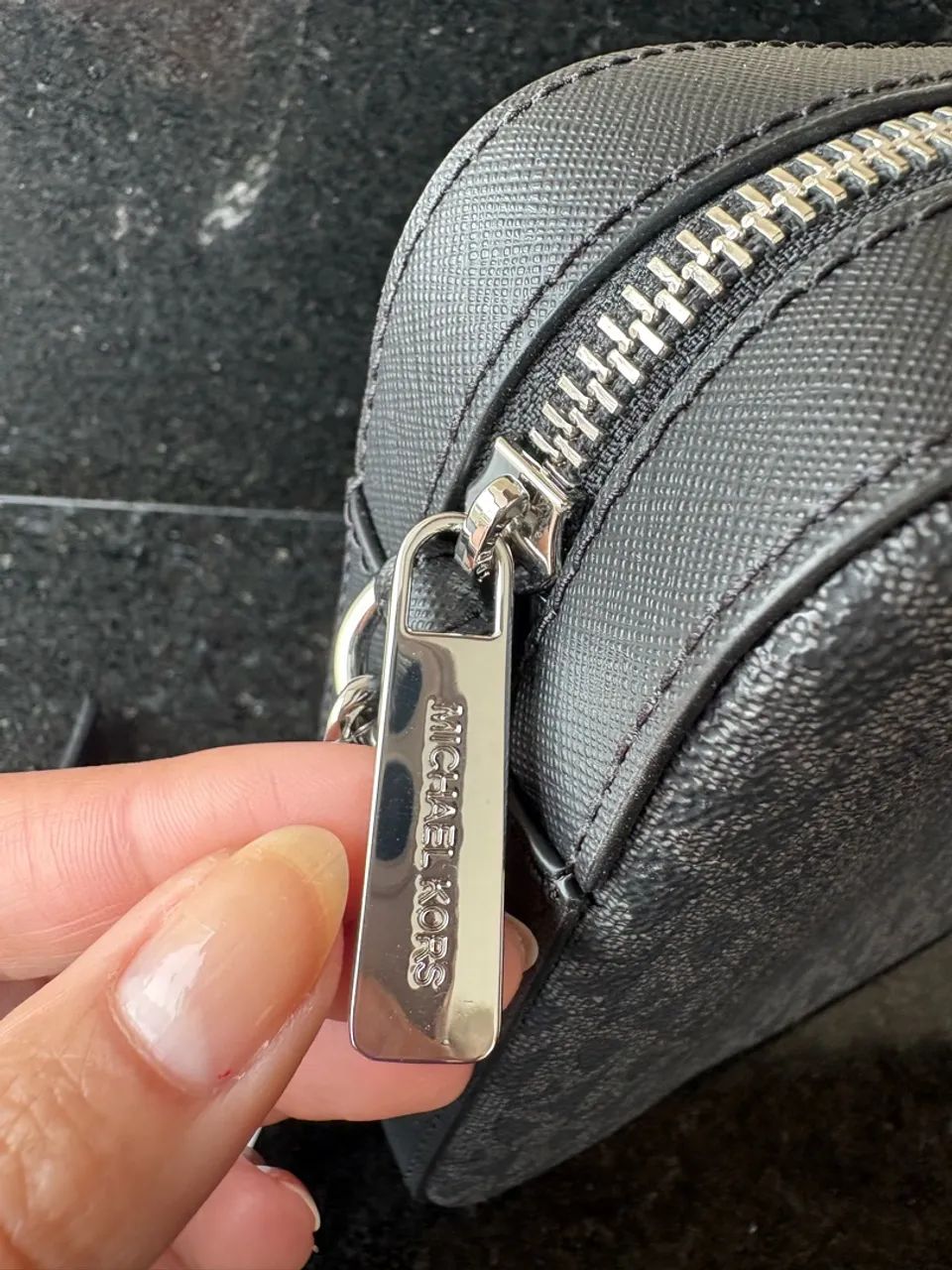 Bolsa Michael Kors - NOVA COM ETIQUETA (Comprada nos EUA) - Foto 4