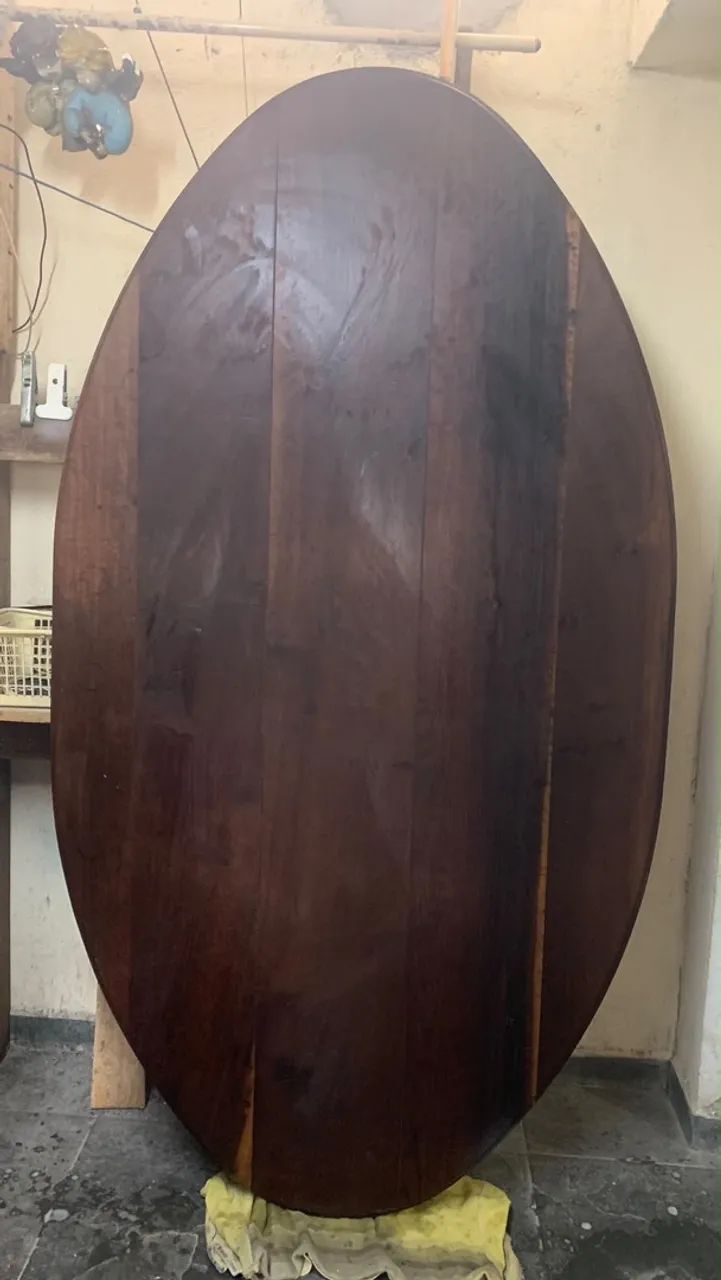 Mesa de Madeira Maciça Oval 