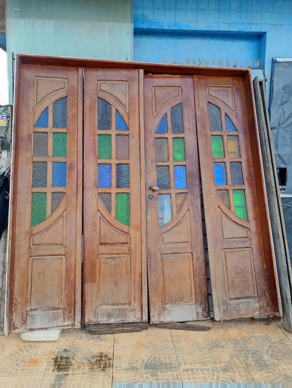 Porta de madeira de Jatobá completa tamanho 2m pó 2.10m valo $1800 só ligar *71