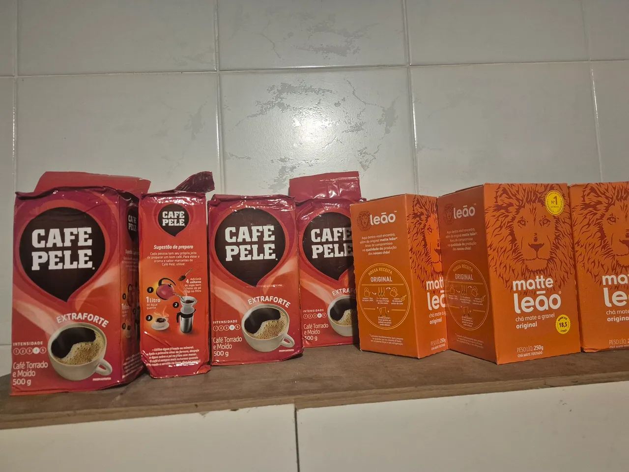 Vende-se 7 pacotes de  Café Pelé  140$