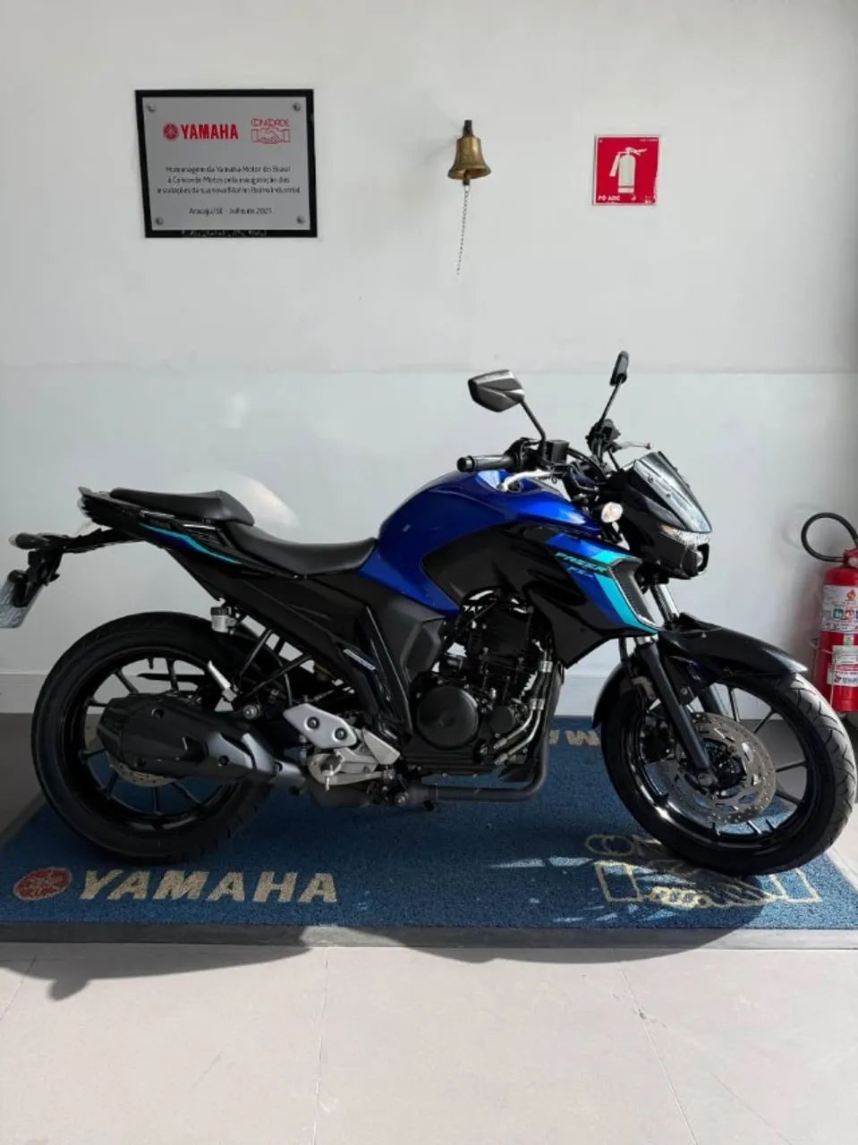 FZ 25 AZUL