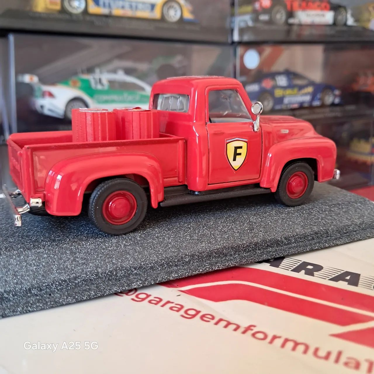 Miniaturas colecionáveis escala 1:43 - Foto 3