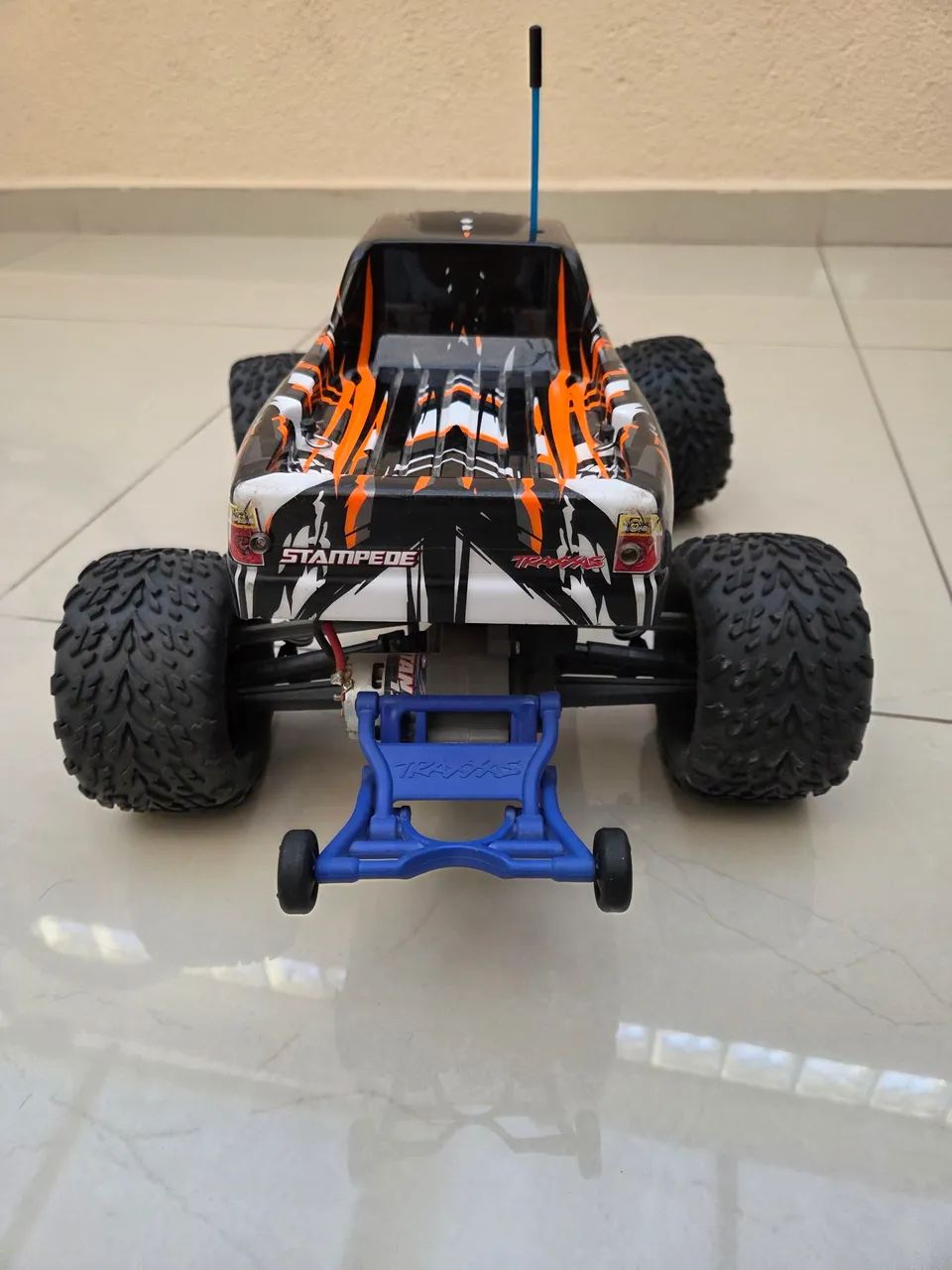 Automodelo Traxxas Stampede - Foto 5