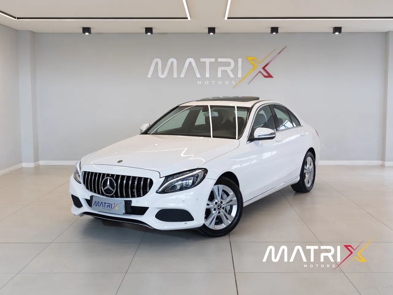 Mercedes-Benz C-250 AVANTGARDE 2.0 TB 211CV AUT. 2018