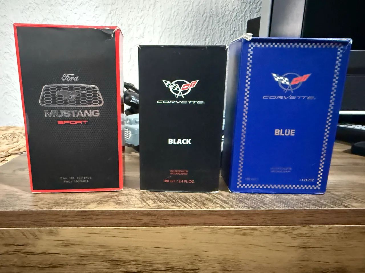 Coleção - Ford e GM Perfumes - Leia o anúncio  - Foto 4