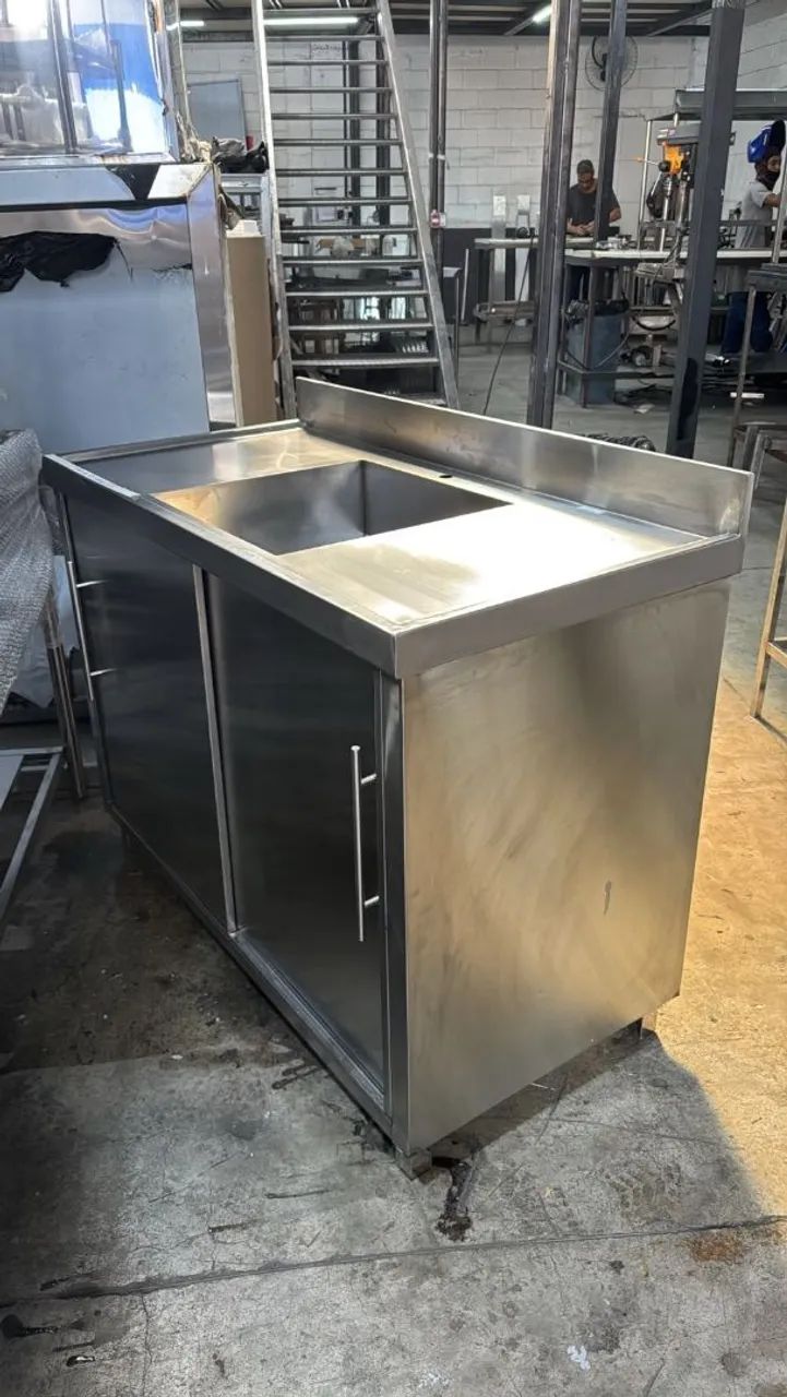 Gabinete inox com bojo/pia 