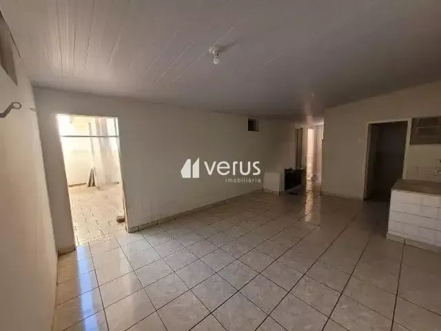 Imóvel para aluguel com 200 metros quadrados com 3 quartos