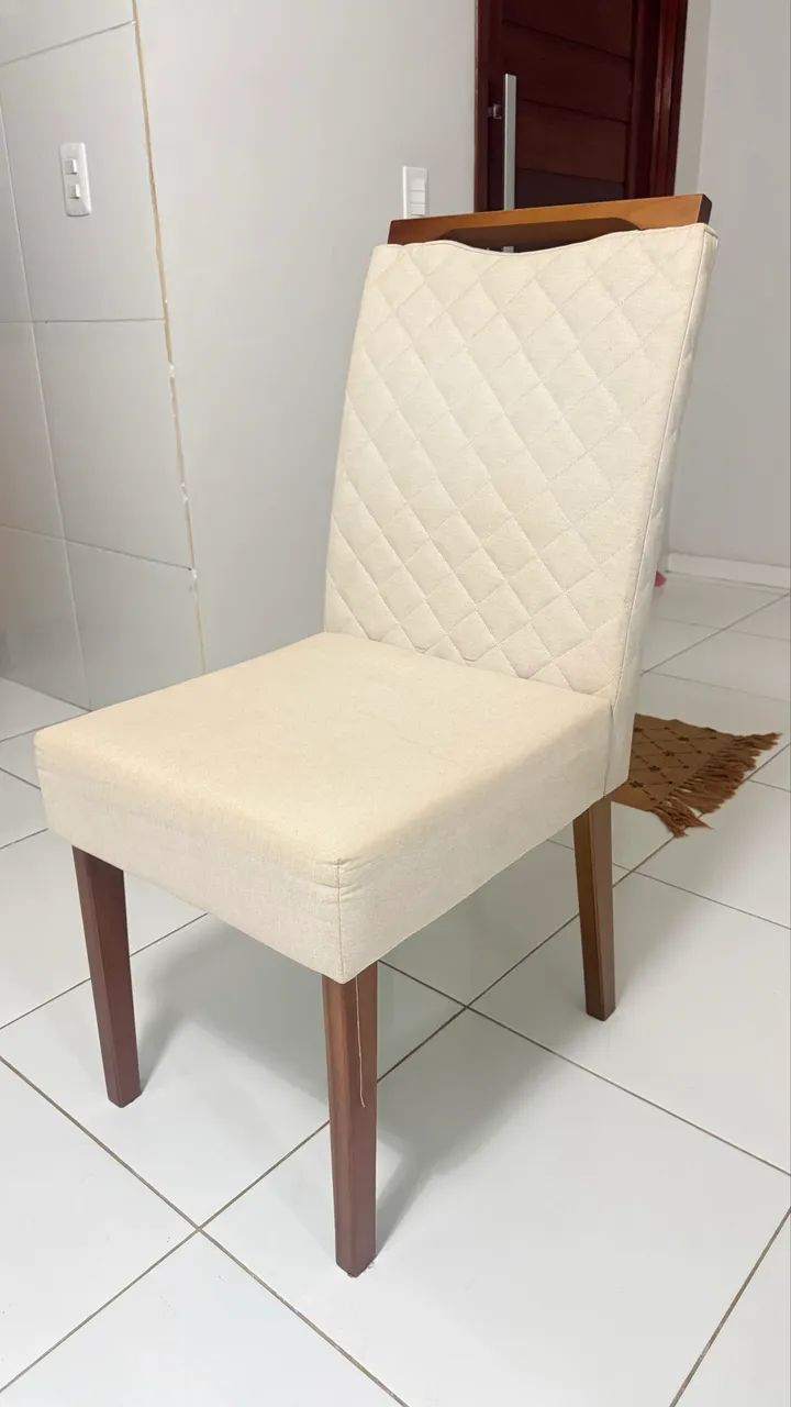 Mesa laqueada com 4 cadeiras - Foto 5