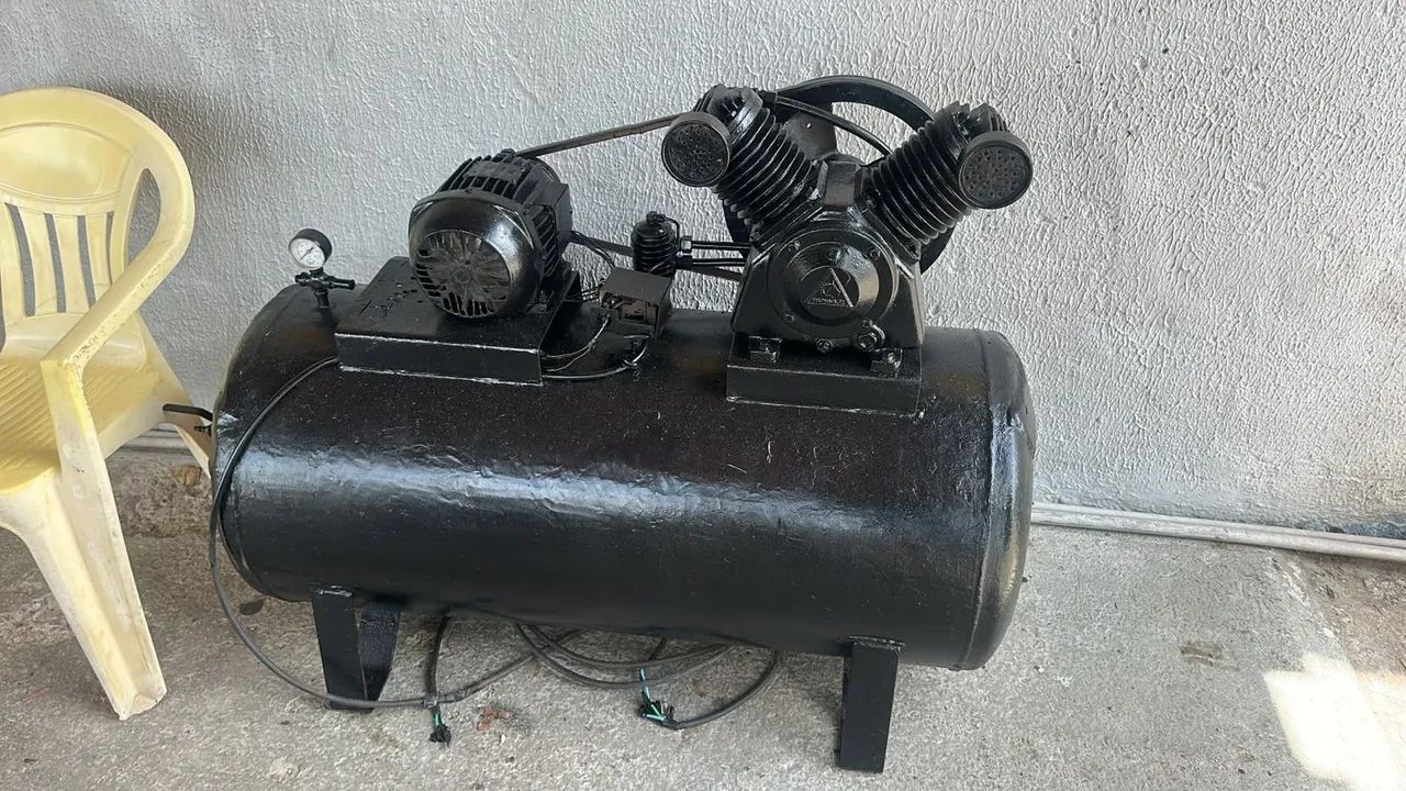 Vende-se ou troca-se compressor trifásico