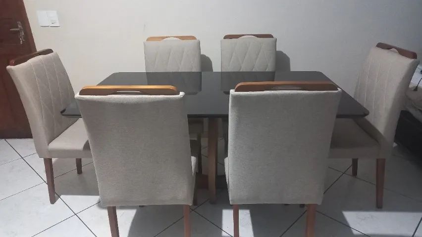 Mesa de Vidro com 6 cadeiras - Foto 4