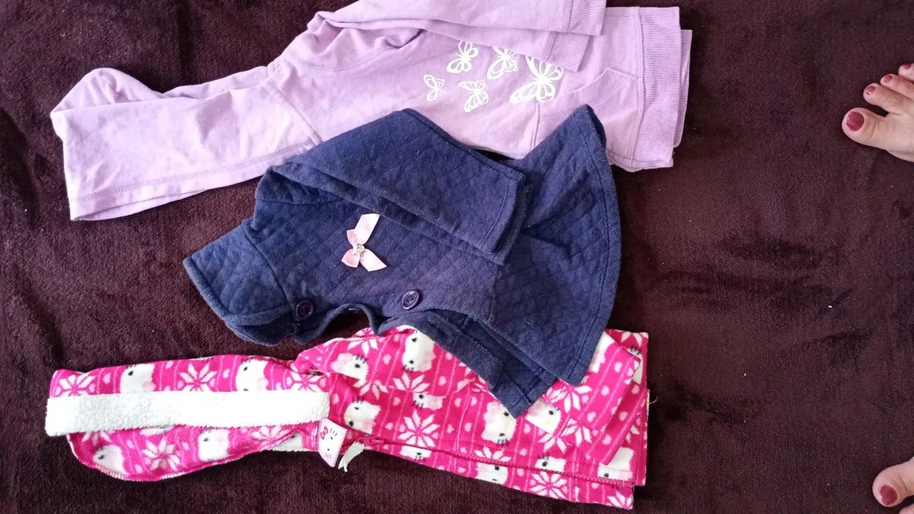 Lote de roupa tamanho tamanho 2 menina