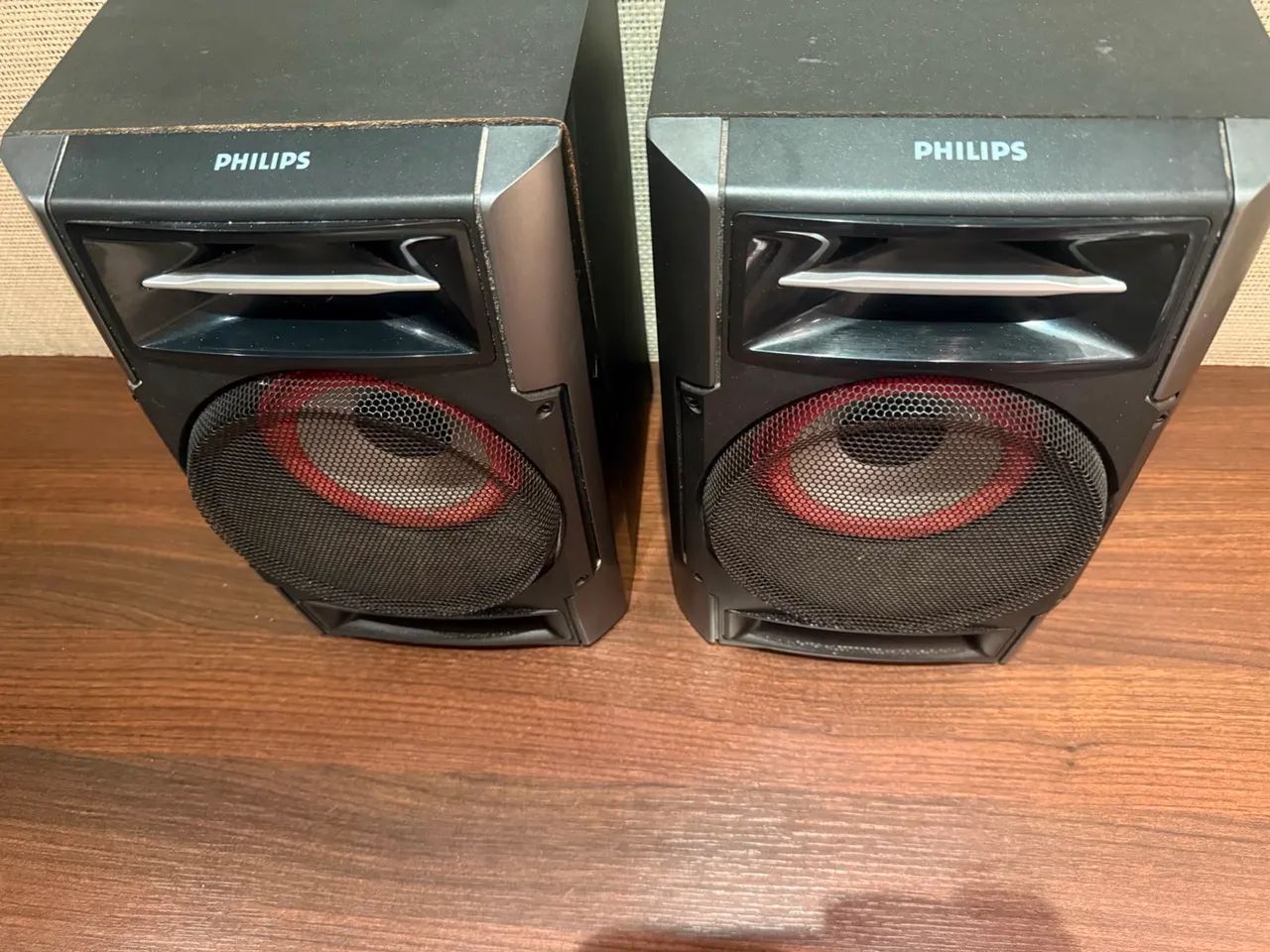Par de Caixas de Som Philips - Potentes e Funcionando - Foto 2