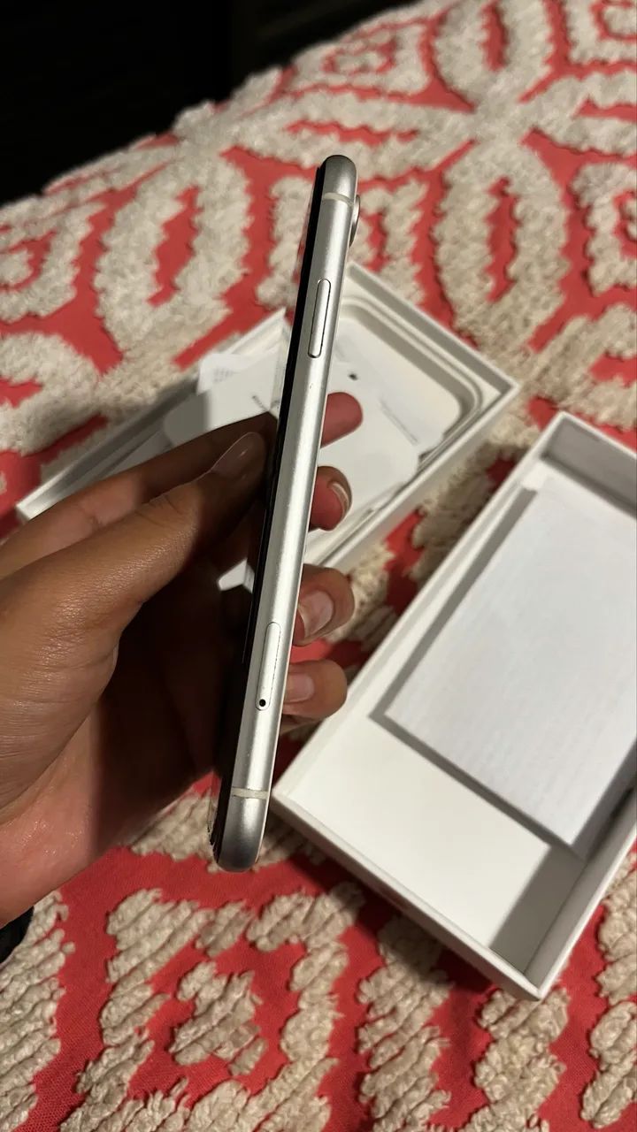 Iphone XR - Foto 5