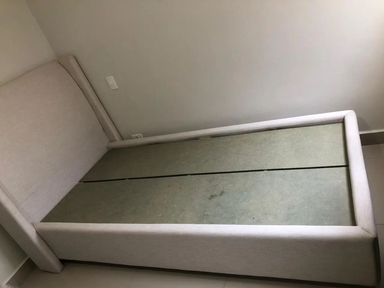 Cama e colchão de solteiro  - Foto 3