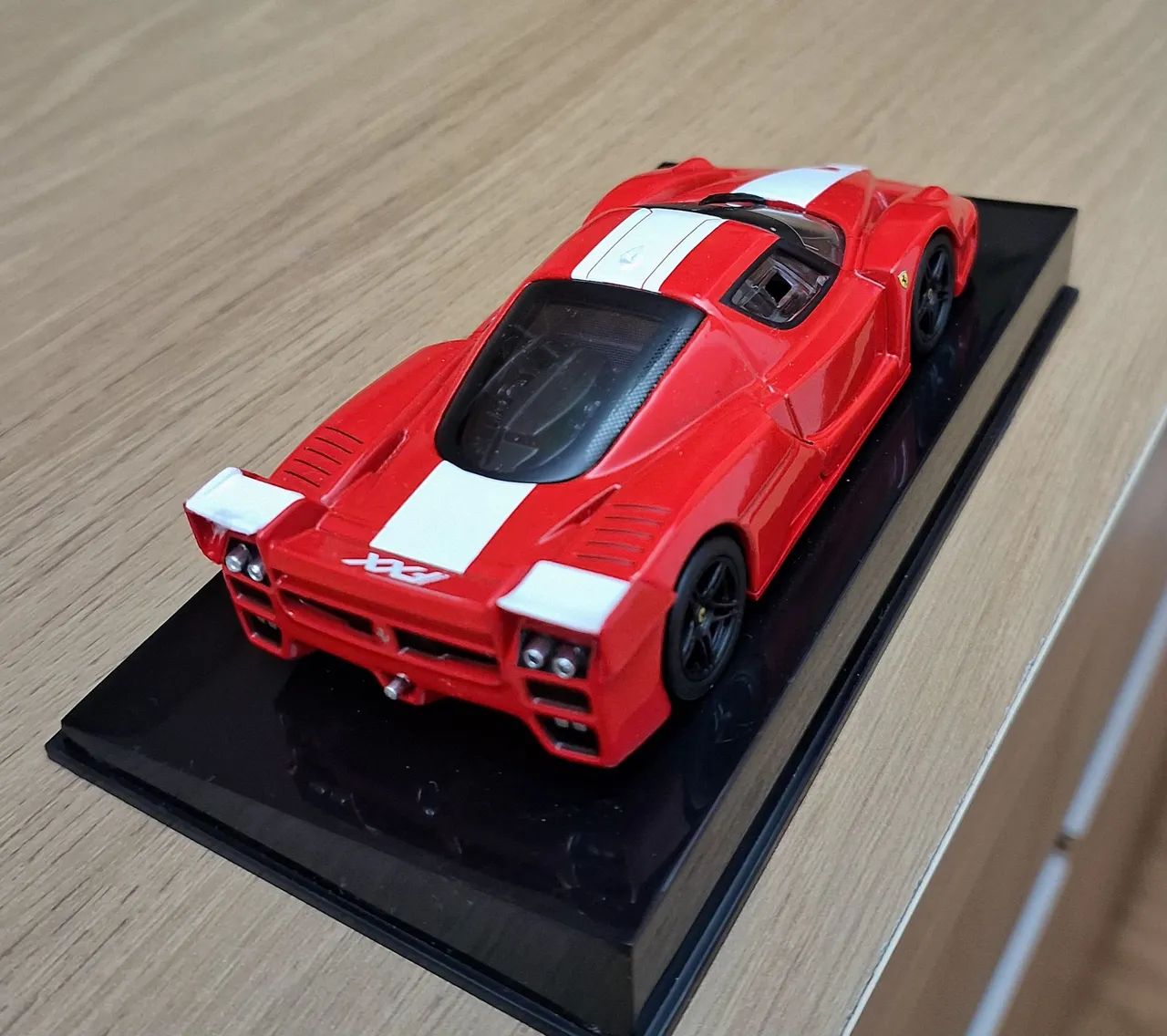 Miniatura Ferrari FXX 1:43 - Foto 3