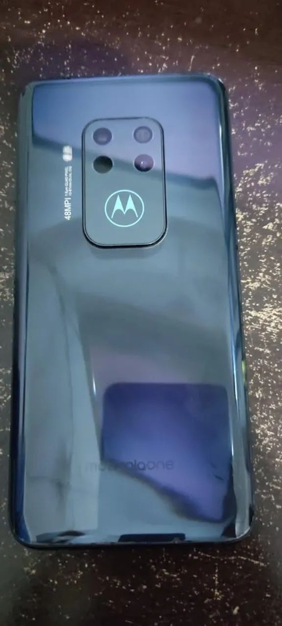 Celular Motorola one zoom  - Foto 2
