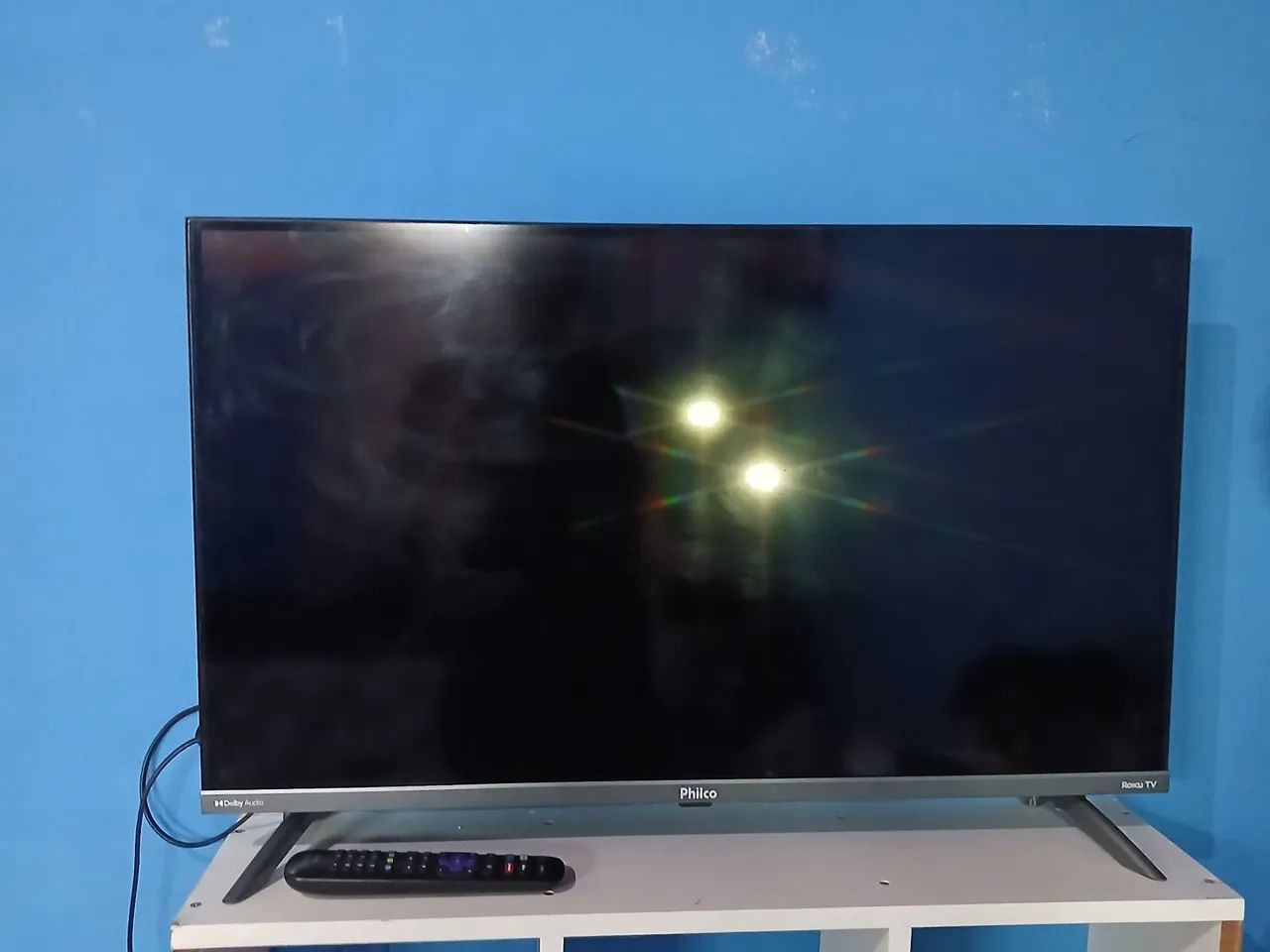 vendo tv philco Roku de 32 polegadas em boas condições. - Foto 4