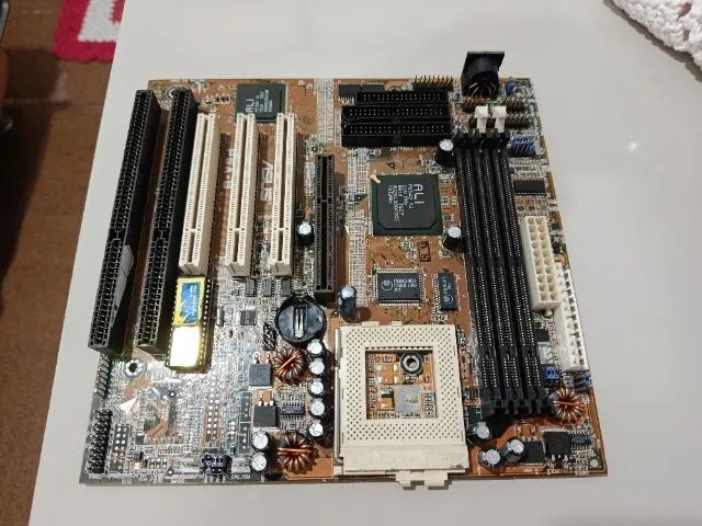 Placa Mãe Asus P5A-B Super Socket 7 AT com AGP - não da video - Foto 5