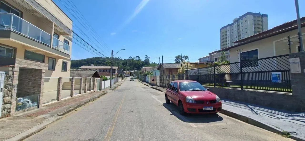 Casa com 4 quartos e 3 vagas para Alugar em São José/SC! - Foto 3