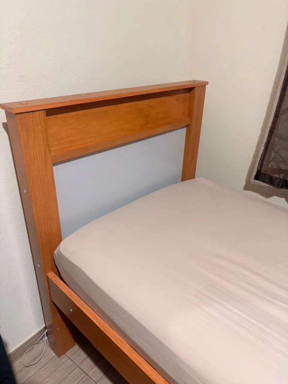 Cama de solteiro + Colchão em perfeito estado! - Foto 3