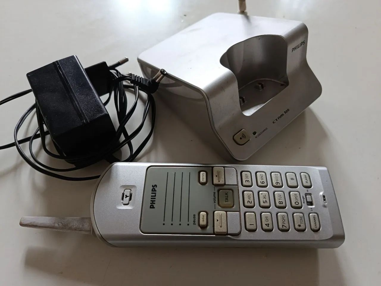 Telefone Sem Fio Philips Original Com Fonte e Base  - Foto 2