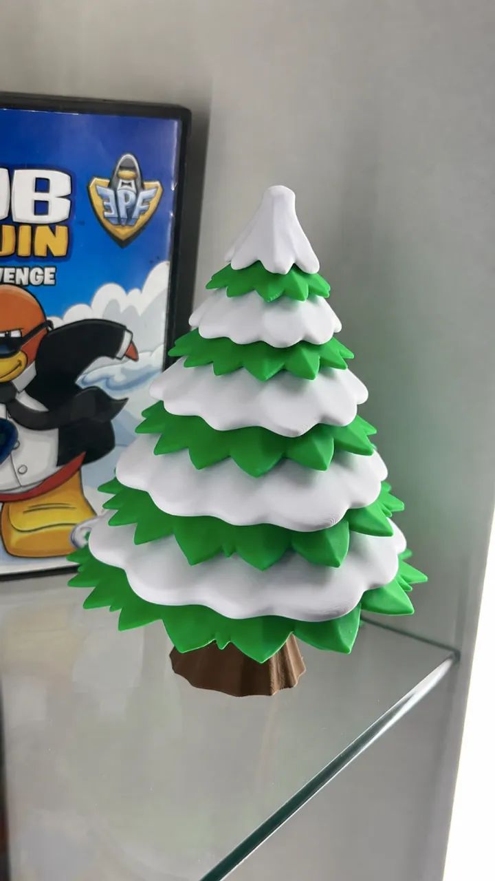 Miniatura Club Penguin | Pinheiro com Neve - Foto 2