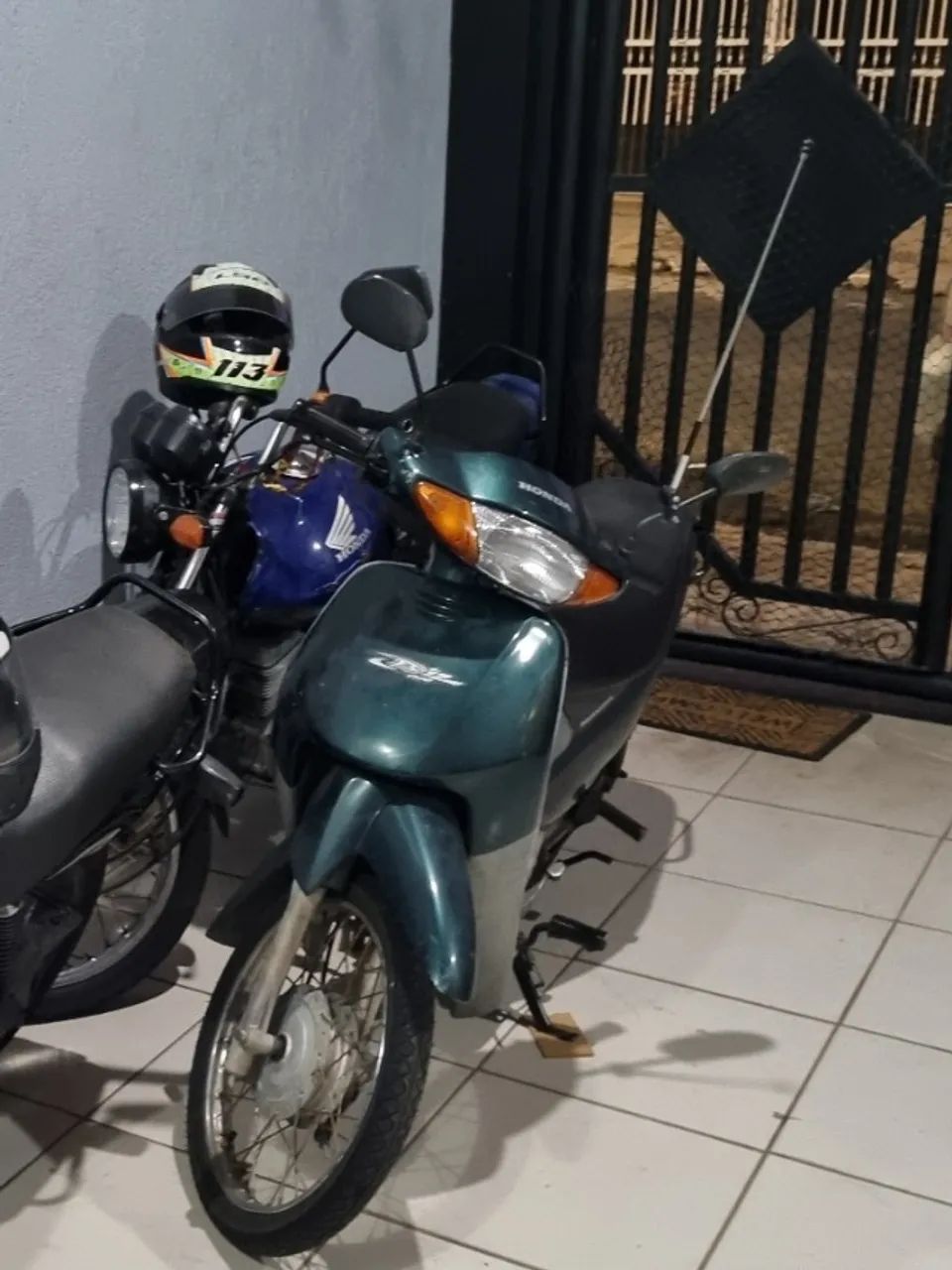 Vendo BIZ 100 2004  - Foto 3
