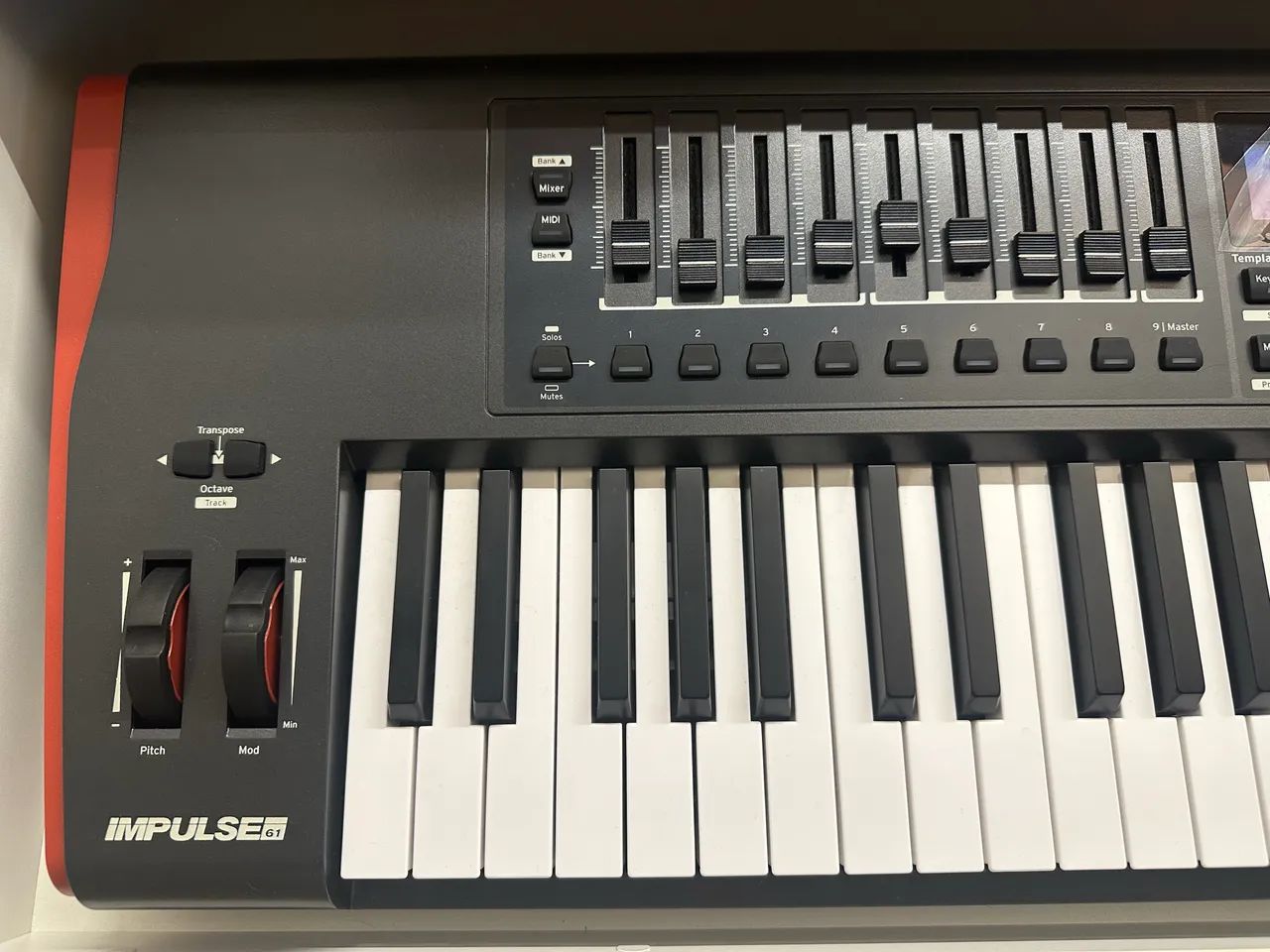 Teclado Novation Impulse 61 - Foto 2