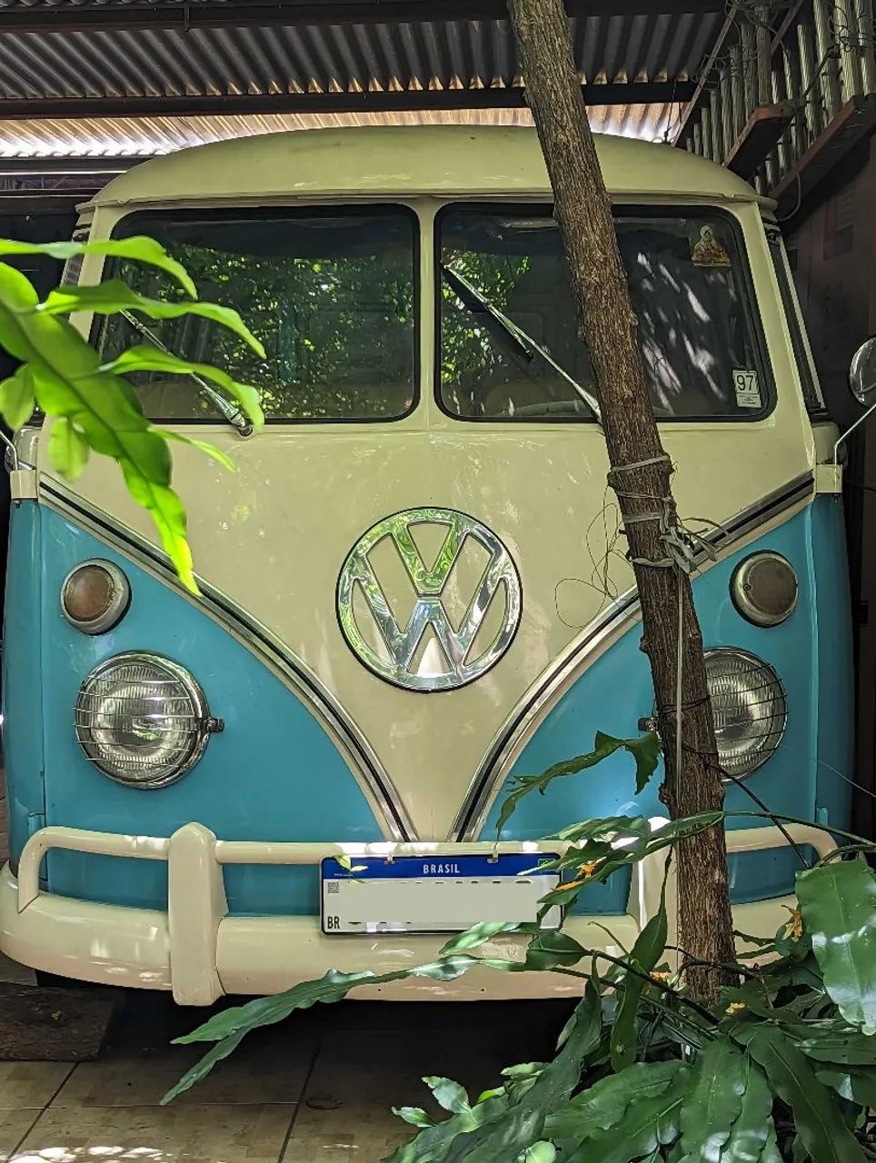 Volkswagen Kombi Standard/ Luxo/ Serie Prata 1974