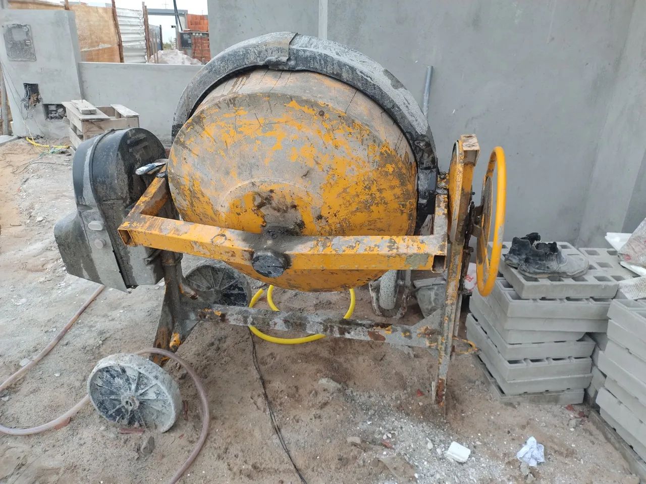 Betoneira Menegotti 400L