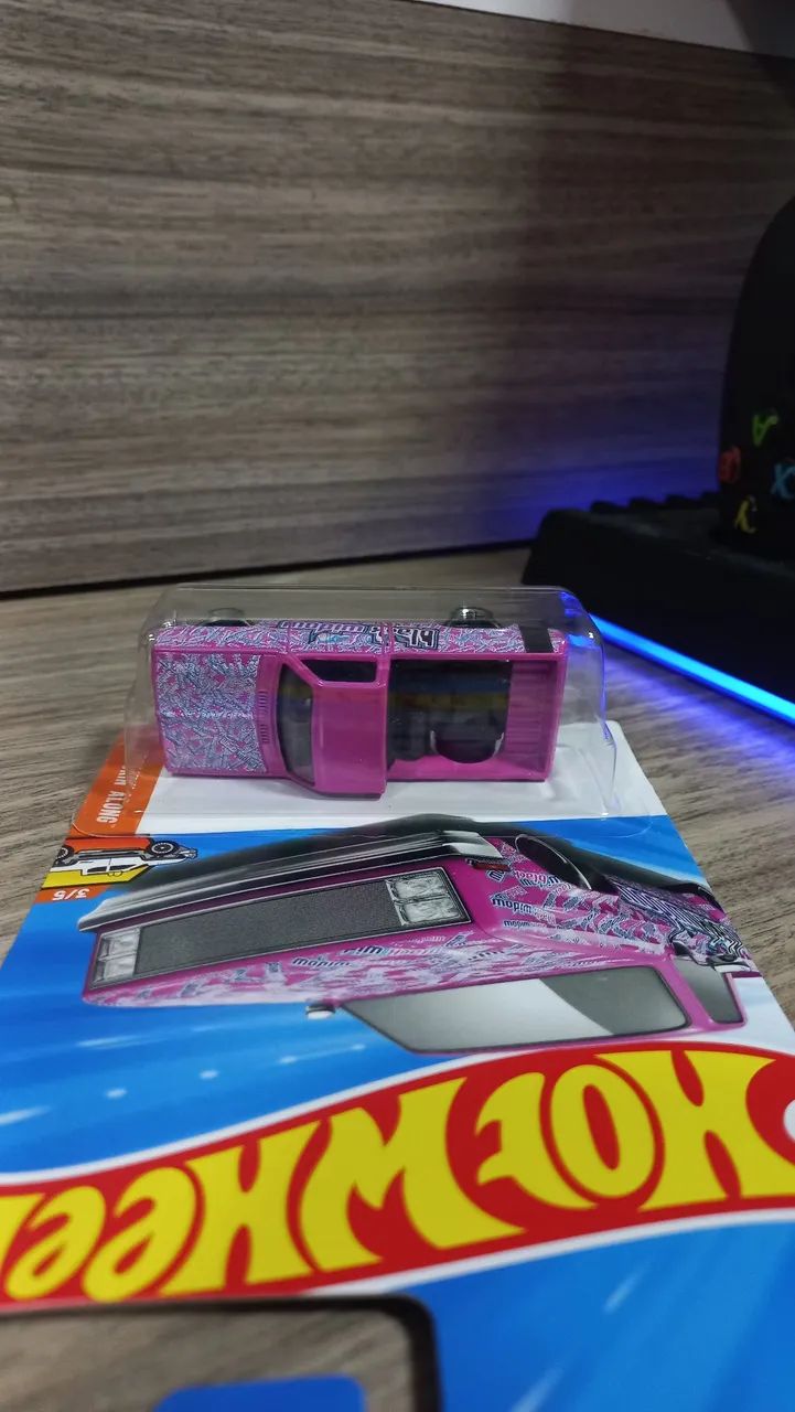 Hot wheels CHEVY  83 SILVERADO  - Foto 3
